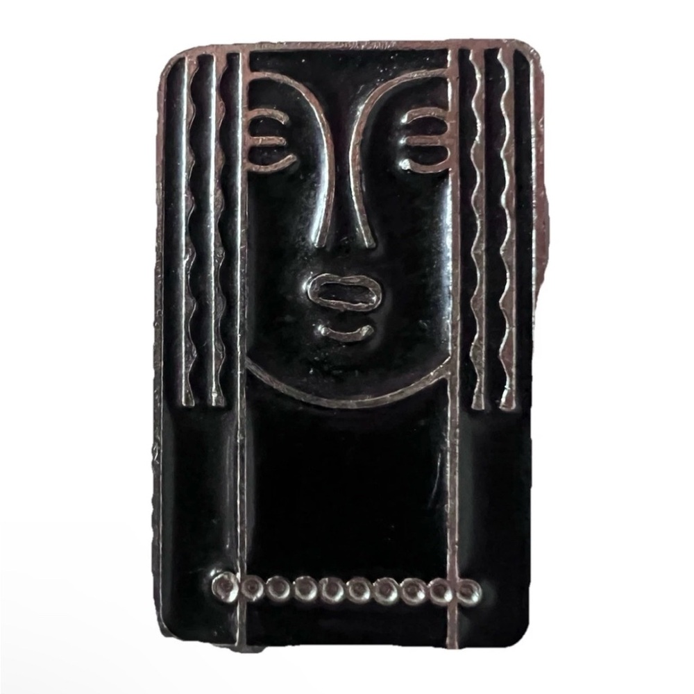 Vintage 1975 CHARLES OF THE RITZ BROOCH PIN Pendant BLACK ENAMEL  Pewter Tribal